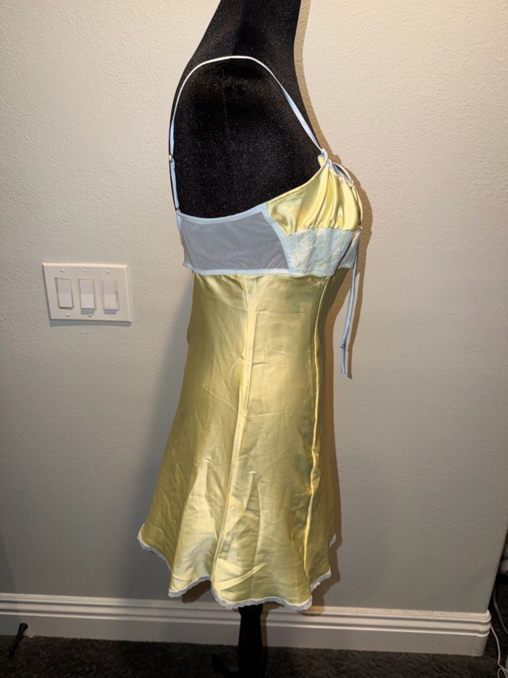 PINK x Frankie’s Bikinis Yellow Satin Slip Romper with Light Blue Trim Y2K - Picture 5 of 7